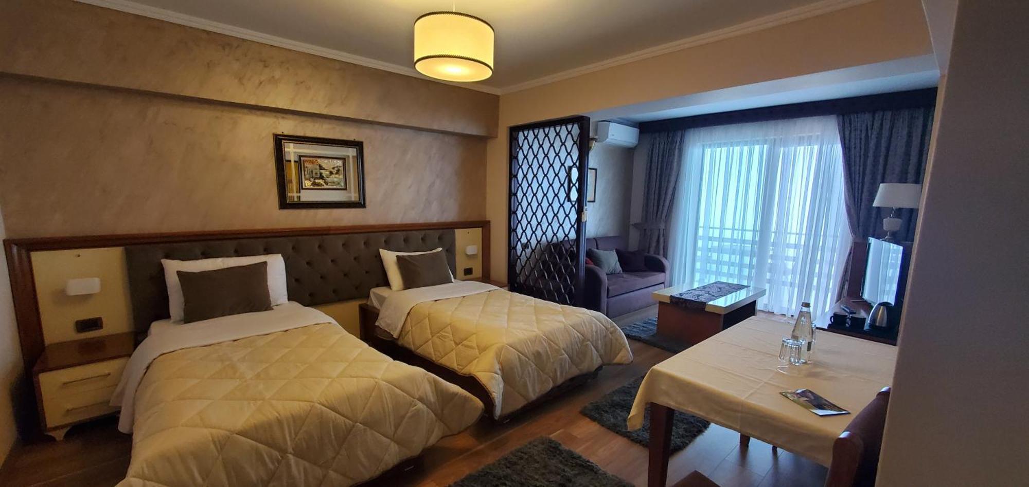 Hotel Panorama Dajti Eksteriør bilde